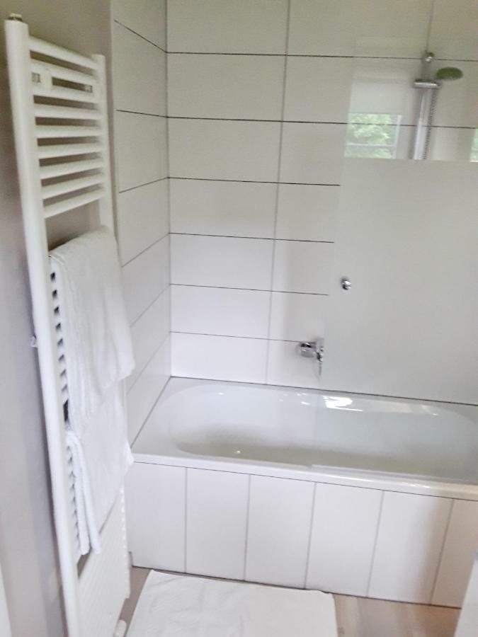 나무르 Le Jardin Du Bord De Meuse B&B 외부 사진