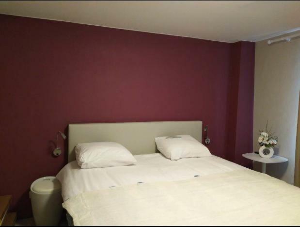 나무르 Le Jardin Du Bord De Meuse B&B 외부 사진