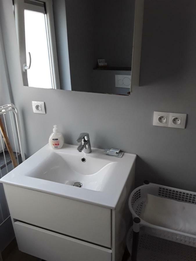 나무르 Le Jardin Du Bord De Meuse B&B 외부 사진